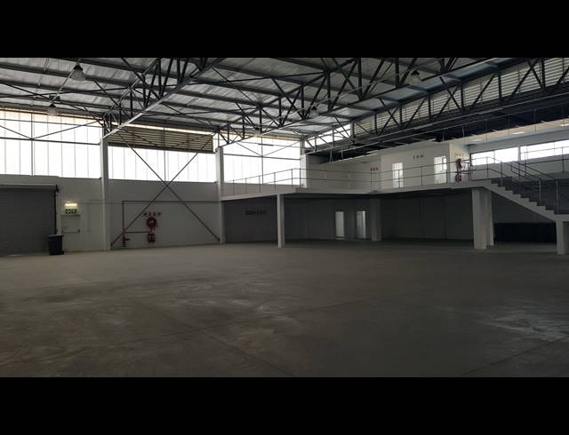 960M² FACTORY TO LET IN BELLVILLE SOUTH INDUSTRIA